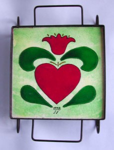 Tulip trivet