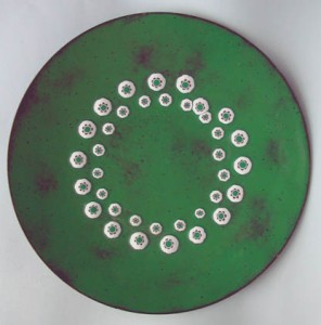 green dish